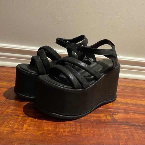 Super cute trending unique platform sandals - Picture 8 of 9